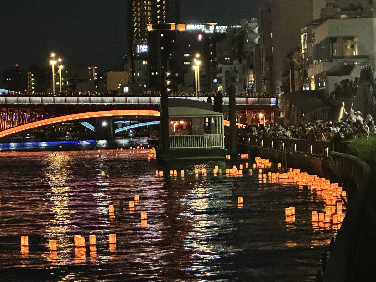 隅田川とうろう流し|イベント|台東区公式観光情報サイト